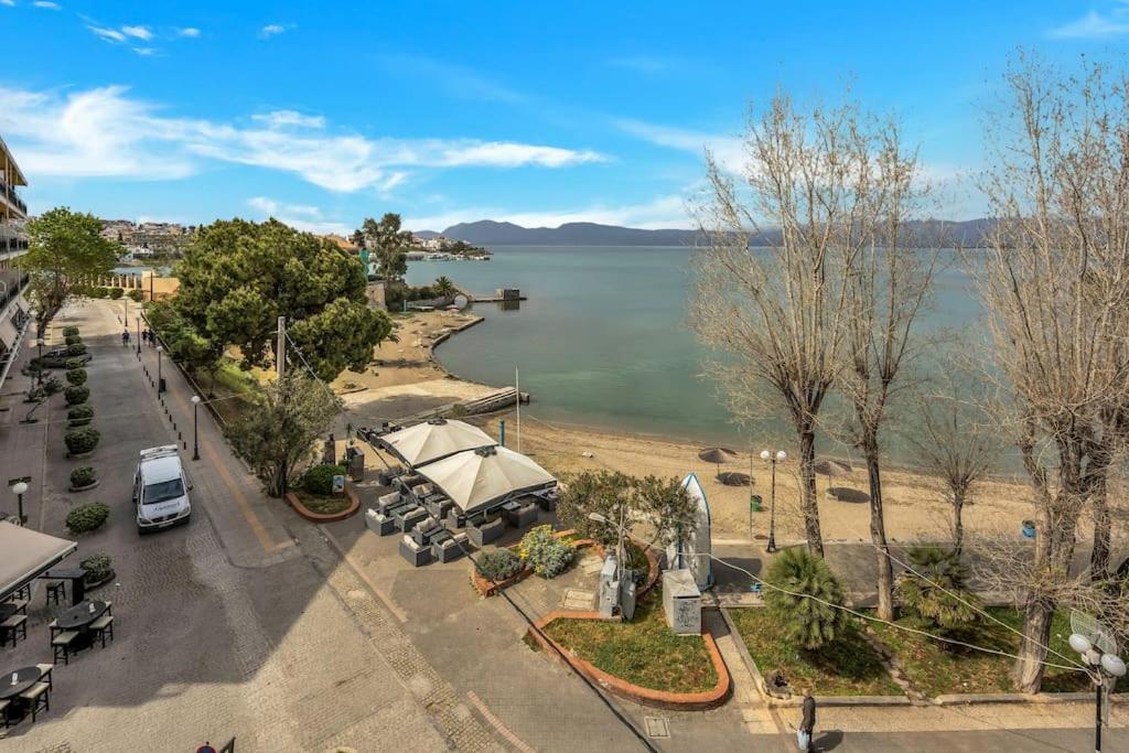 Bright Central Apartment With Splendid Sea View! Chalkís Zewnętrze zdjęcie
