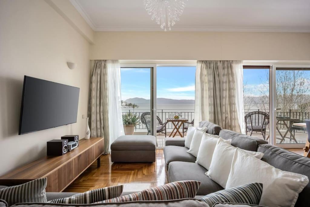 Bright Central Apartment With Splendid Sea View! Chalkís Zewnętrze zdjęcie